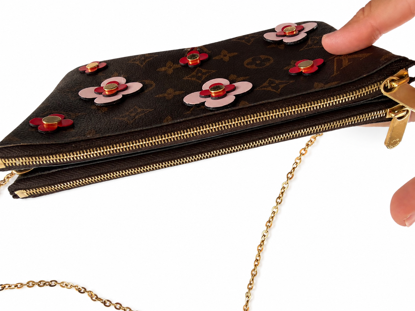 Louis Vuitton Blooming Flowers  Pochette