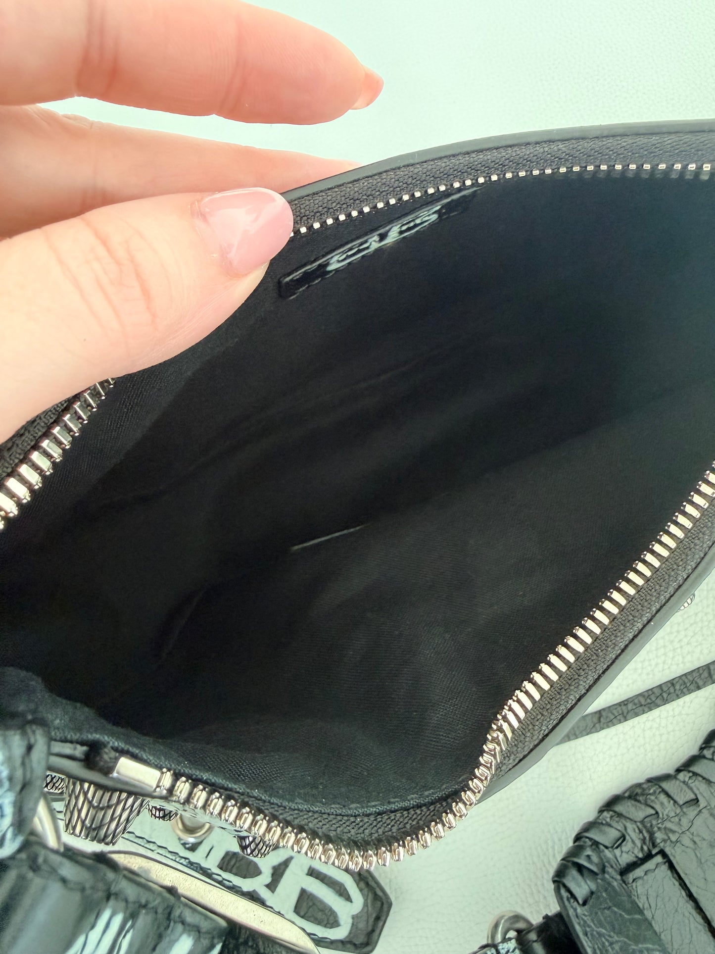 Balenciaga Le Cagole Graffiti