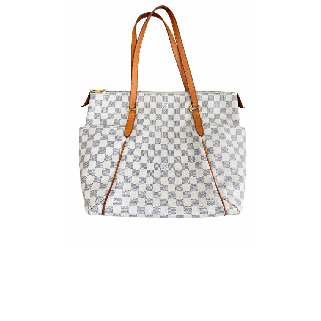 Louis Vuitton Totally